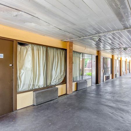 Oyo Hotel Decatur I-20 East & Wesley Club Dr ภายนอก รูปภาพ