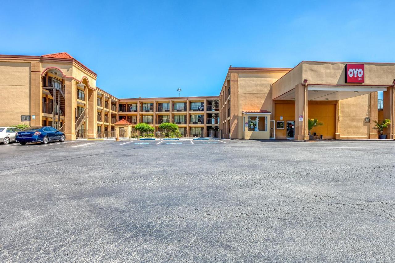 Oyo Hotel Decatur I-20 East & Wesley Club Dr ภายนอก รูปภาพ